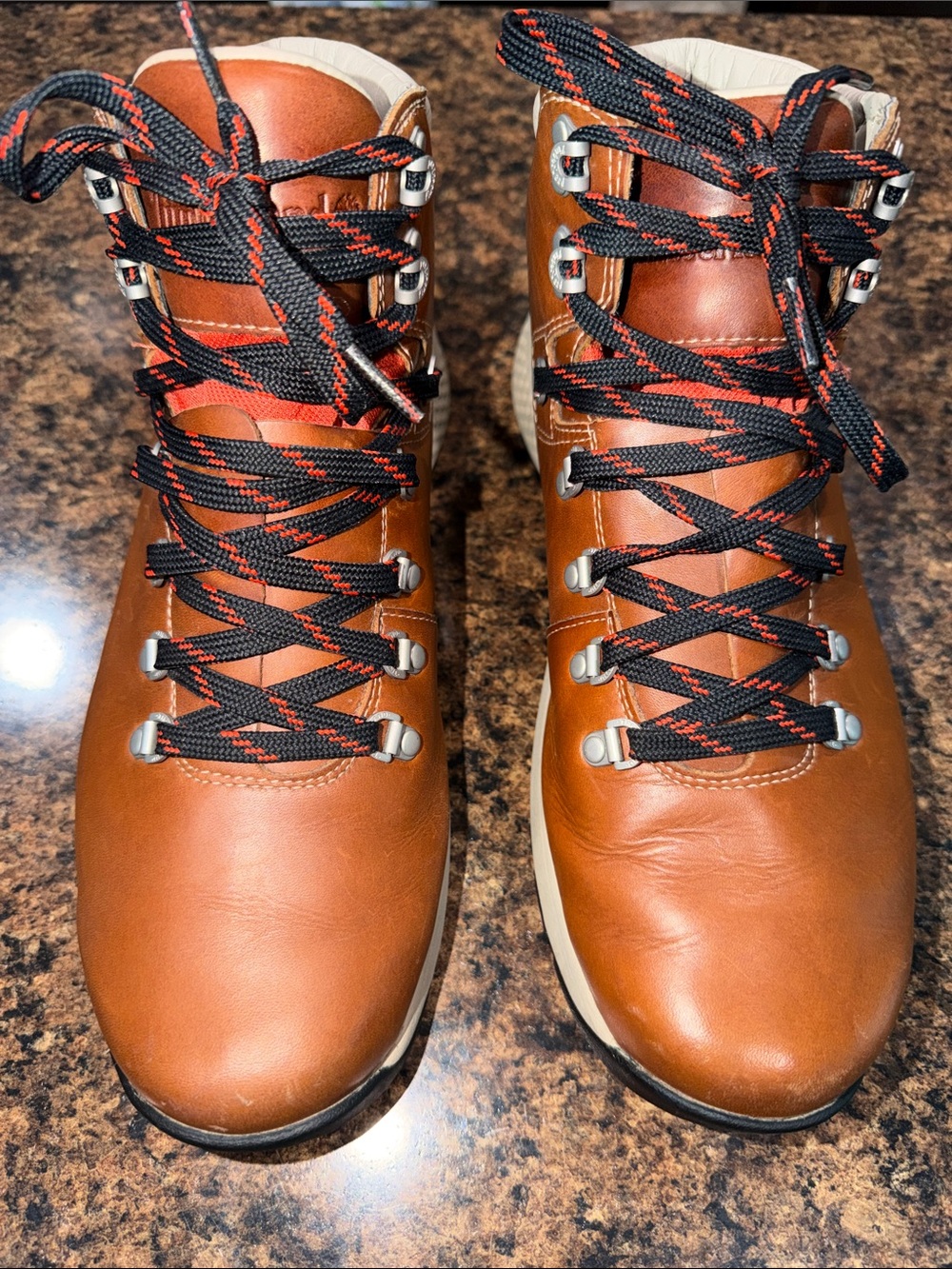 Timberland Men's Cognac Leather Waterproof Boots with Orange Tongue Size 10 -GUC
